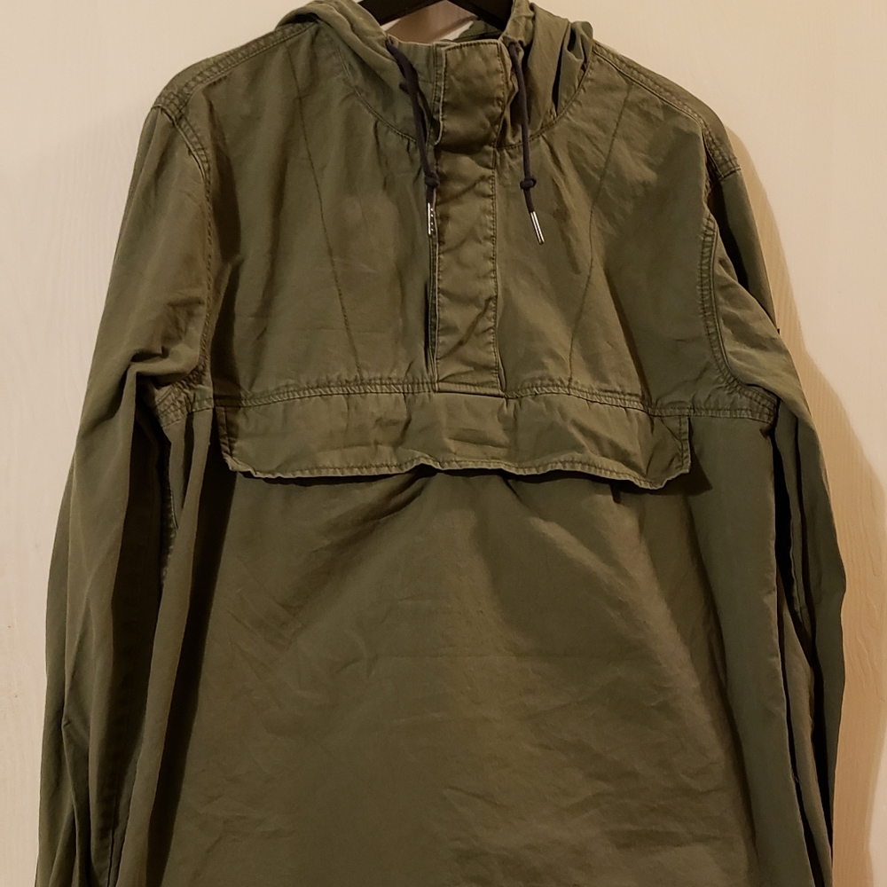 H&M Men's Olive Green Pullover Long Sleeve
